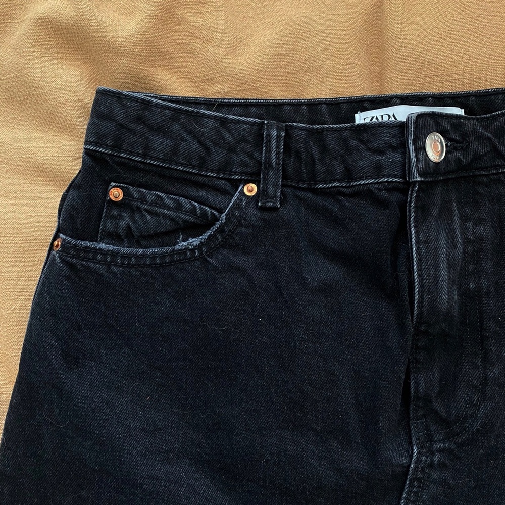Black denim Zara distressed mini skirt